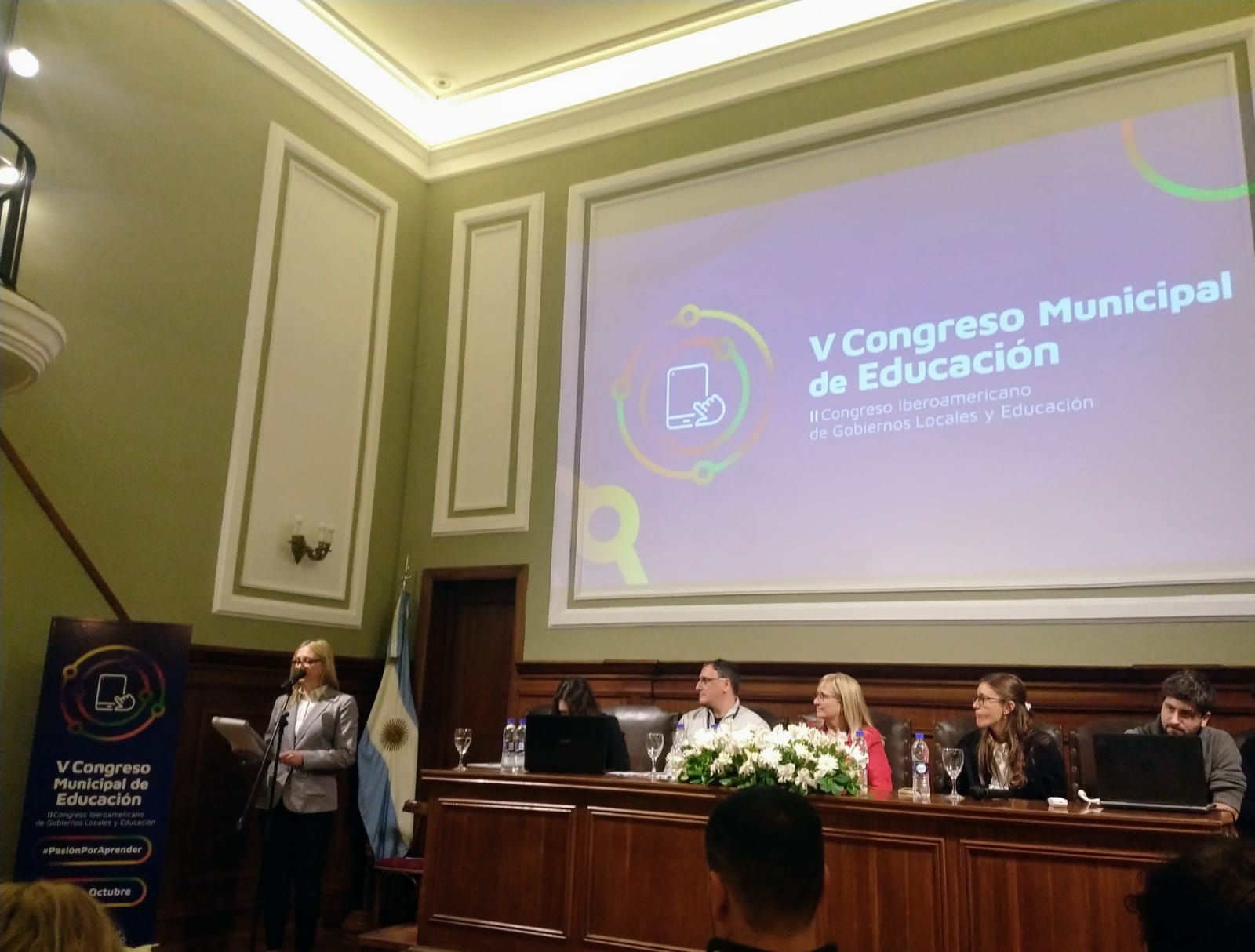 Vicuña Mackenna asistió al V Congreso Municipal de Educación