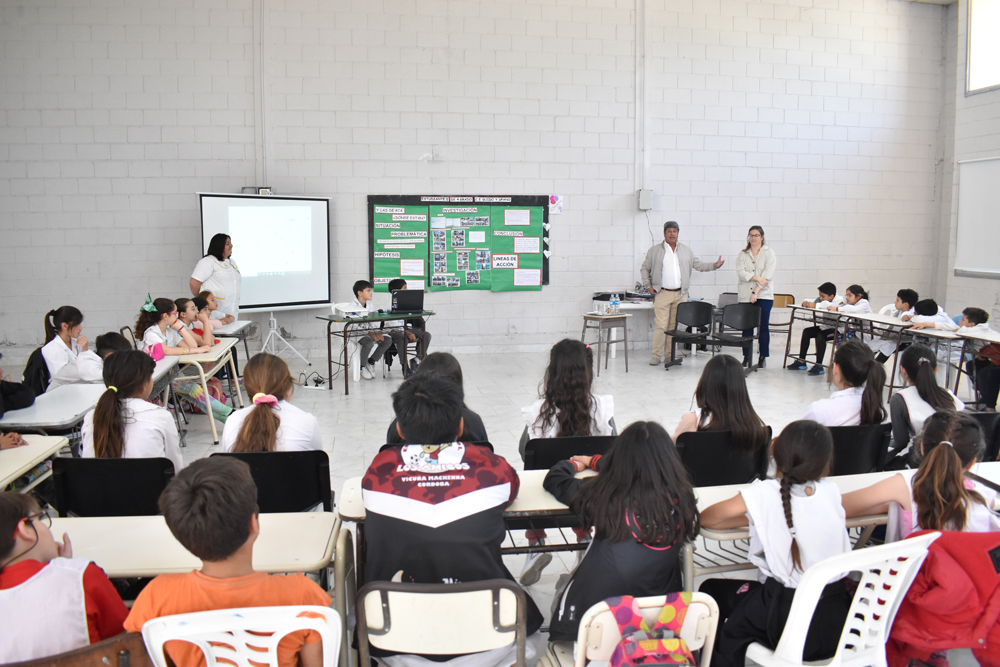 Visita a Centros Educativos