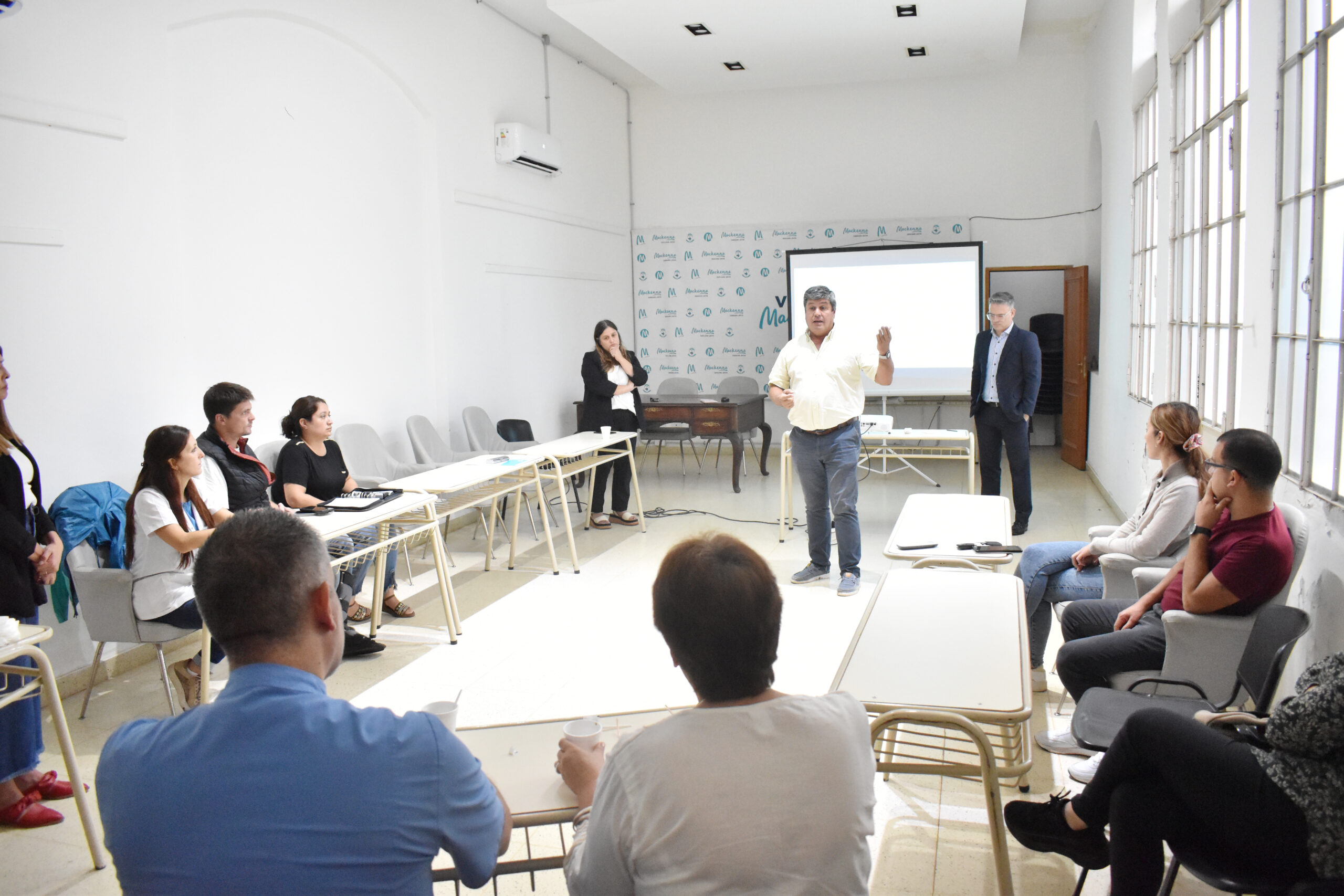 Hospital: Protocolos de Trabajo con Centros de Salud de Zona de Influencia