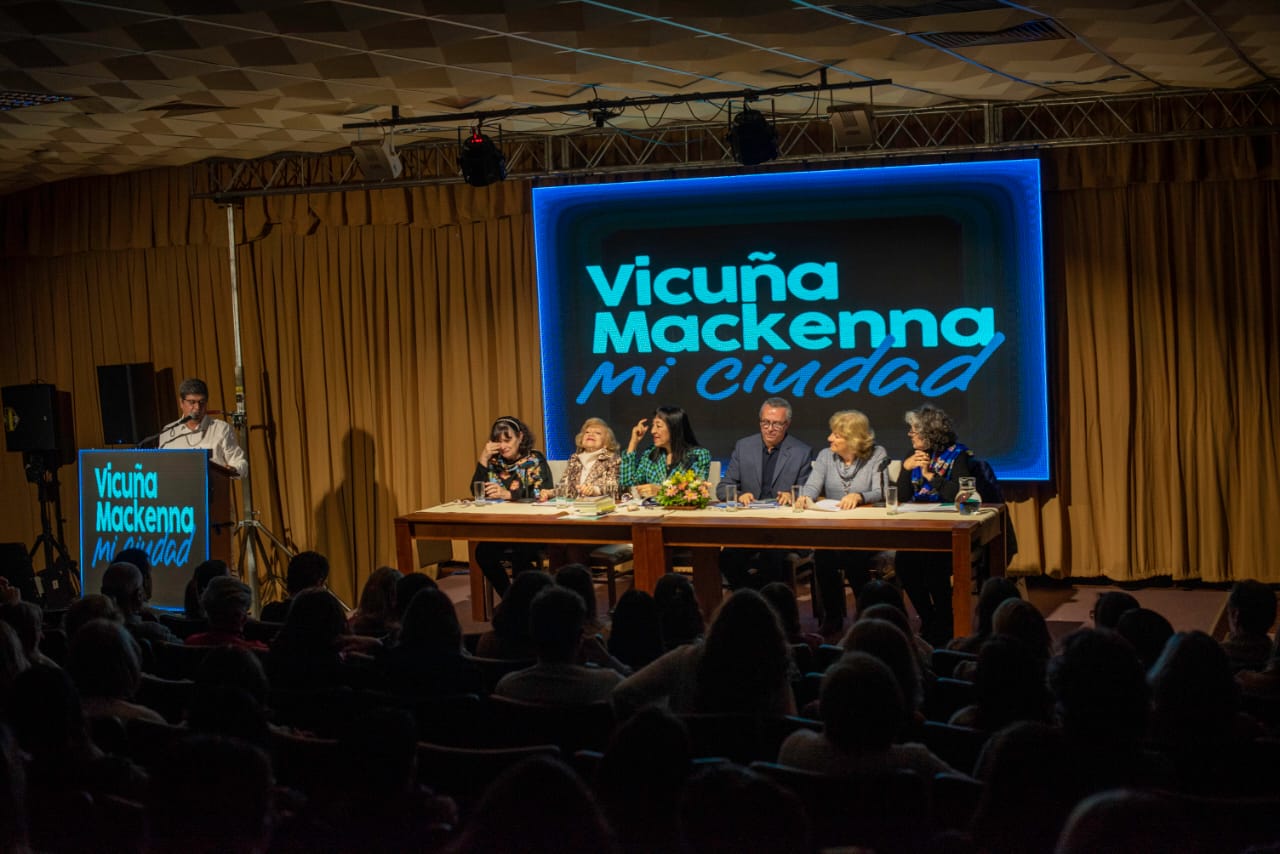 Presentación del Libro «Sembradores del Sol»